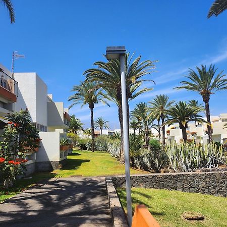 Tenerife Sunshine South Apartment Beach By La Ballena Arona  Exterior photo