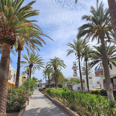 Tenerife Sunshine South Apartment Beach By La Ballena Arona  Exterior photo